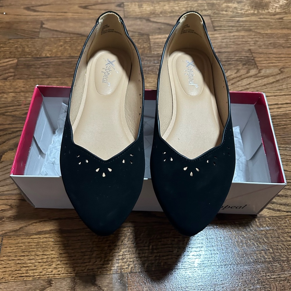 Xappeal Women's Black Flats with Cutout Design